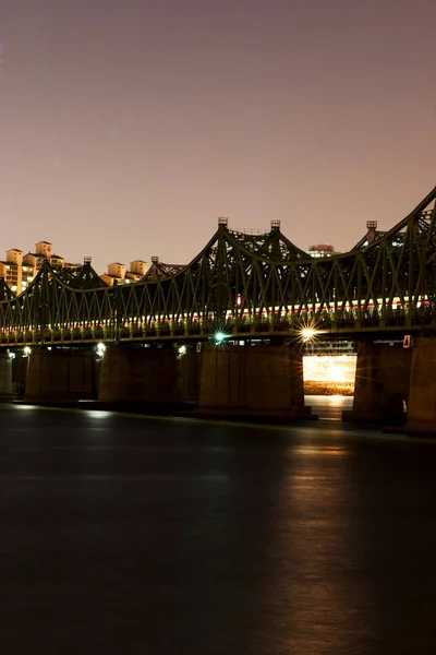 Han-Eisenbahnbrücke — Stockfoto