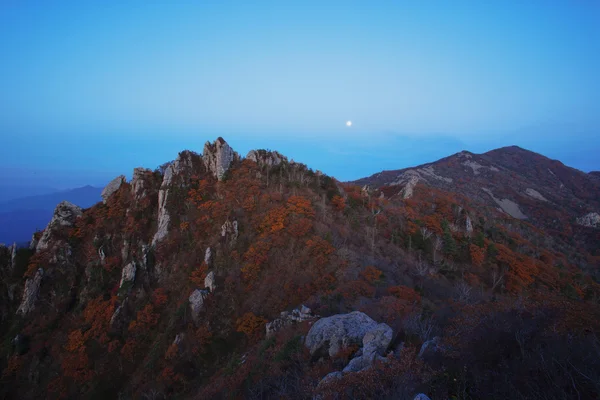 Montanhas na Coreia do Sul — Fotografia de Stock