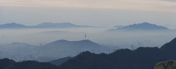 城在山中 — 图库照片