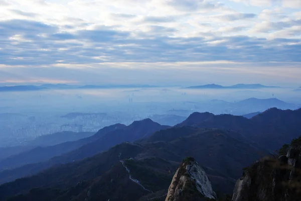 城在山中 — 图库照片