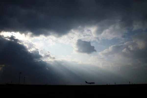 Internationaler Flughafen — Stockfoto