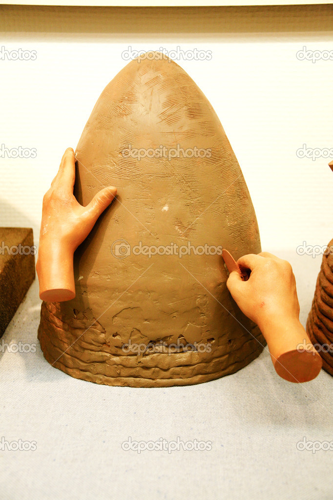 Neolithic pottery artifacts of Korea