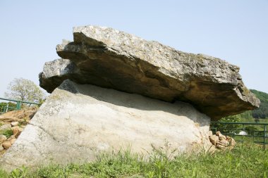 Dolmen mezarlığı