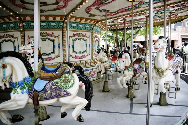 Amusement park carousel — Stock Photo, Image