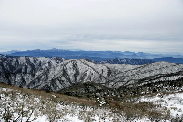 Όμορφο χειμώνα βουνά deogyusan — Φωτογραφία Αρχείου