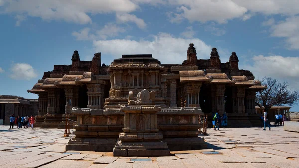 维塔尔神庙建筑的美丽的远景 2022年2月1日 印度卡纳塔克邦汉皮 — 图库照片#