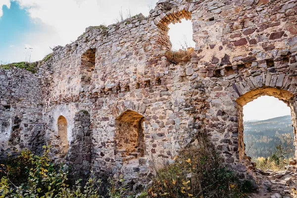 Ruïnes Van Valdek Castle Midden Bohemen Brdy Tsjechische Republiek Het — Stockfoto