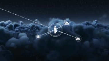 Bulutların üzerindeki simgelerle bağlantı ağının animasyonu. küresel bağlantılar, veri işleme ve dijital arayüz konsepti dijital olarak oluşturulmuş video.