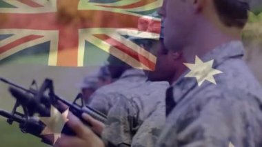 Askerler üzerinde Avustralya bayrağının animasyonu. küresel vatanseverlik, silahlı kuvvetler ve koruma kavramı dijital olarak oluşturulmuş video.