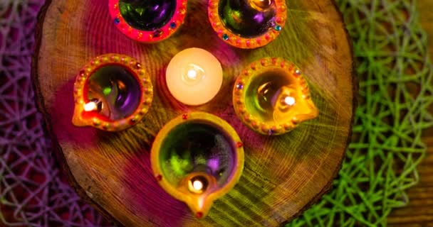 Vidéo Bougies Diwali Lumineuses Cercle Sur Une Surface Bois Diwali — Video