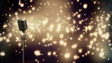 Parlayan ışık noktalarının üzerinde retro mikrofon animasyonu. Vintage noeller, müzik, gelenek ve dijital olarak üretilen kutlama konsepti.
