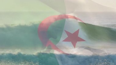 Denizde dalgalara karşı Cezayir bayrağı sallamanın dijital bileşimi. Ulusal turizm ve seyahat kavramı