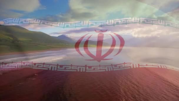 Cyfrowa Kompozycja Falującej Irańskiej Flagi Powietrznym Widokiem Fale Morskie Krajowa — Wideo stockowe