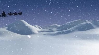 Noel Baba 'nın kızakta, kışın yağan karlar üzerinde ren geyikleriyle canlandırılması. Noel, gelenek ve kutlama konsepti dijital olarak oluşturuldu.