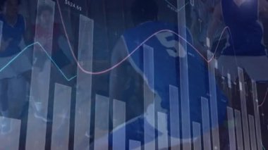 Basketbolcular üzerinden finansal veri işleme animasyonu. küresel iş, finans ve bağlantılar konsepti dijital olarak oluşturulmuş video.