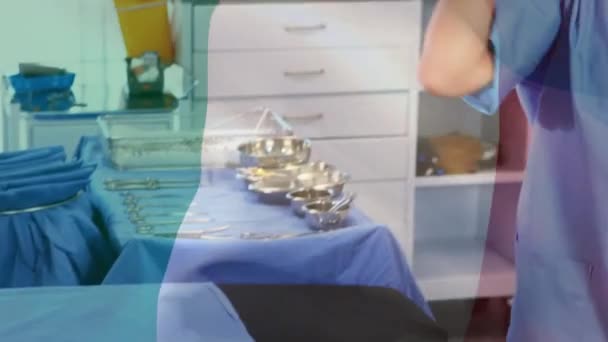Animation Drapeau Italie Agitant Sur Chirurgienne Dans Bloc Opératoire Médecine — Video