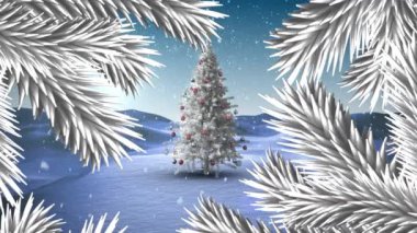 Beyaz ağaç dalları kış manzarasında Noel ağacının üzerine düşen kara karşı. Noel şenliği ve kutlama konsepti