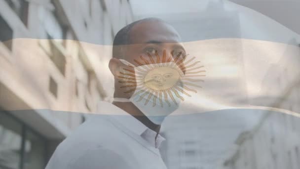 Animatie Van Vlag Van Argentinië Zwaaiend Man Met Het Gezichtsmasker — Stockvideo