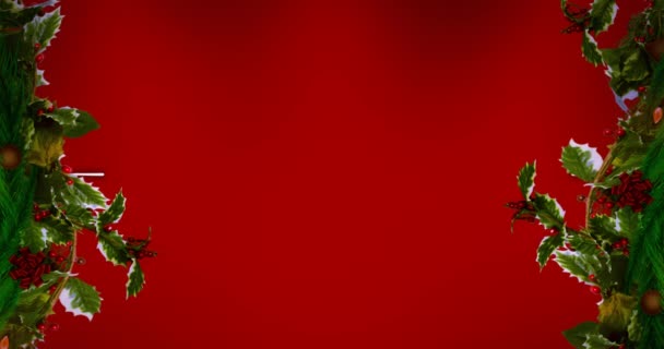Різдвяний Вінок Прикраси Над Фіолетовим Легким Слідом Вибухає Червоному Тлі — стокове відео