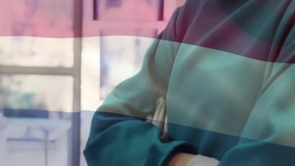 Animación Bandera Los Países Bajos Ondeando Sobre Cirujanos Quirófano Medicina — Vídeos de Stock
