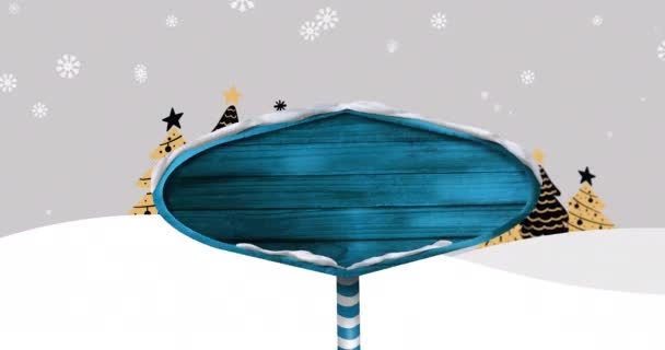 蓝色的木制路标 以防止雪花飘落在冬季风景的圣诞树上 圣诞节的庆祝和庆祝概念 — 图库视频影像