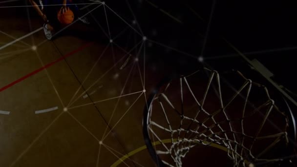 Animacja Sieci Połączeń Mieszanym Wyścigu Męskim Koszykarzem Siłowni Globalny Sport — Wideo stockowe