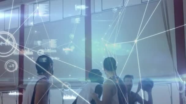 체육관에서 선수들의 그룹에 연결의 네트워크 애니메이션 글로벌 스포츠 데이터 디지털 — 비디오