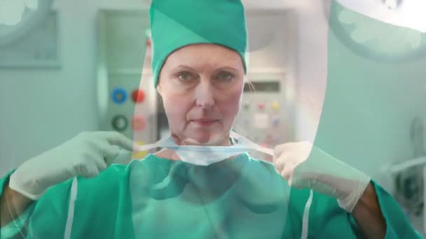 手术室里 在女外科医生面前挥动着的黑人旗帜的动画 全球医学 围产期保健服务 数码制作的19种流行病概念视频 — 图库视频影像
