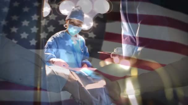 Animation Flagga Usa Viftar Över Kirurger Operationssalen Global Medicin Hälso — Stockvideo