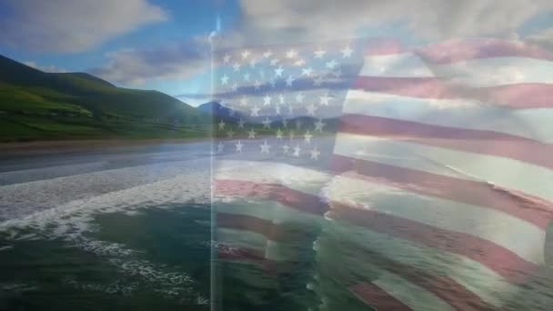 Cyfrowa Kompozycja Machania Flagą Przed Widokiem Powietrza Plażę Fale Morskie — Wideo stockowe