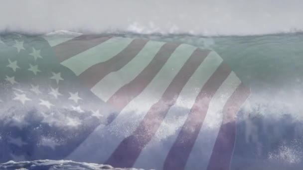 在海浪面前挥动我们的旗帜的数字组合 国家旅游和旅行概念 — 图库视频影像