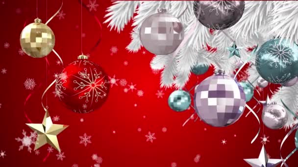 在冷杉树枝和装饰物上飘落的雪的动画 圣诞节 传统和庆祝概念数字制作的视频 — 图库视频影像