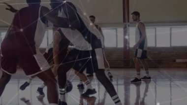 Spor salonundaki çeşitli basketbol oyuncuları ile bağlantılı ağların animasyonu. global spor, bağlantılar ve veri işleme kavramı dijital olarak oluşturulmuş video.