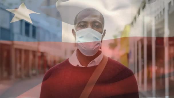 Animation Chile Flagga Viftar Över Mannen Bär Ansiktsmask Covid Pandemi — Stockvideo