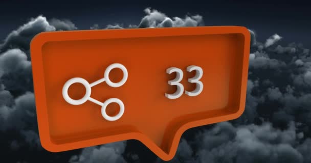动画的共享图标与数字的语音气泡在天空和云彩 全球社交媒体和通信概念数码视频 — 图库视频影像