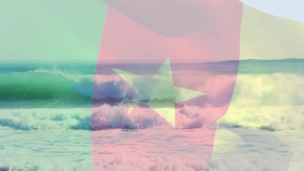 Composición Digital Bandera Camerún Ondeando Contra Las Olas Mar Concepto — Vídeos de Stock
