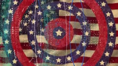 Amerikan bayrağına karşı dönen dairelerde dönen yıldızların üzerinde neon yuvarlak tarayıcıların dijital animasyonu. Amerikan bağımsızlığı ve kutlama konsepti