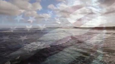 Denizde dalgaların havadan görüntüsüne karşı bayrak sallamanın dijital bileşimi. Ulusal turizm ve seyahat kavramı