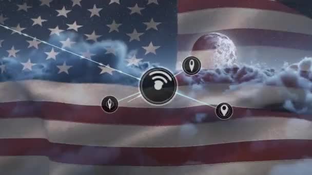 Netzwerk Digitaler Symbole Die Uns Flagge Gegen Wolken Und Mond — Stockvideo