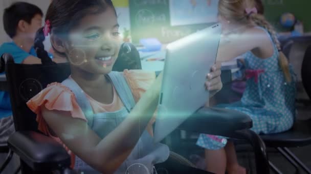 Animace Sítě Připojení Přes Školačku Pomocí Tabletu Globální Propojení Technologie — Stock video
