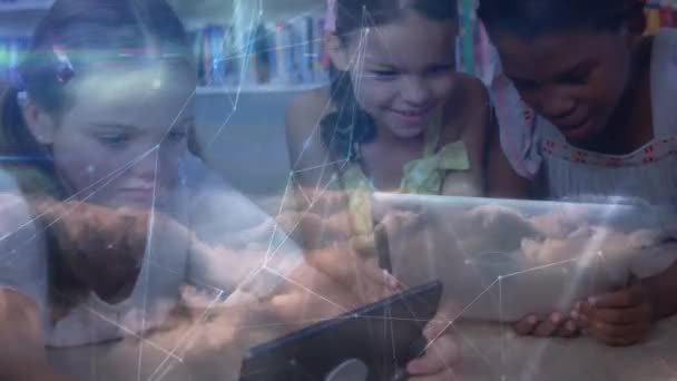 Анімація Мережі Язків Між Школярами Допомогою Планшетів Глобальні Язки Технології — стокове відео