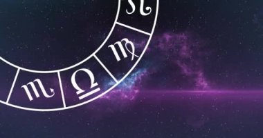Yıldızların üzerinde mavi ile mor arka plan arasında dönen yıldız falı animasyonu. Zodyak işaretleri ve astroloji konsepti dijital olarak oluşturulmuş video.