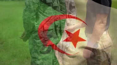 Çeşitli erkek askerler üzerinde Cezayir bayrağının animasyonu. Ordu, sivil savunma, vatanseverlik konsepti dijital olarak oluşturulmuş video.