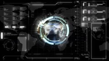 Siyah arkaplanda veri işleme üzerinde tarama kapsamı animasyonu. küresel hesaplama, veri işleme, bağlantılar ve dijital arayüz konsepti dijital olarak oluşturulmuş video.