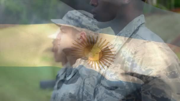 Animación Bandera Argentina Sobre Diversos Soldados Masculinos Ejército Defensa Civil — Vídeo de stock