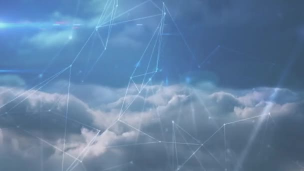 Red Conexiones Girando Sobre Nubes Cielo Azul Concepto Tecnología Global — Vídeos de Stock