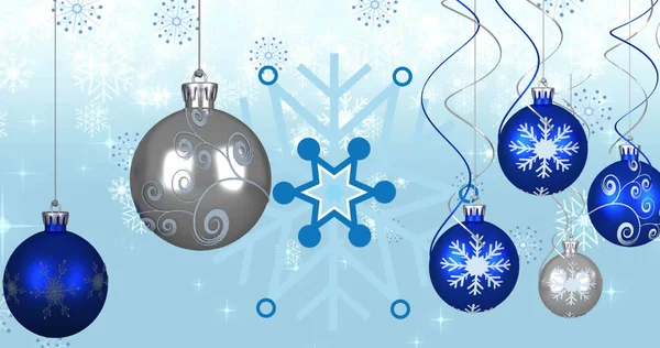 Imagen Bolas Navidad Sobre Copos Nieve Sobre Fondo Azul Navidad —  Fotos de Stock