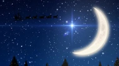 Kızakta Noel Baba 'nın animasyonu. Kar yağarken ren geyiği, ay çıktığında gökyüzü. Noel, gelenek ve kutlama konsepti dijital olarak oluşturuldu.