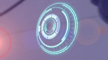 Bulanık arka plandaki ışık yolu üzerinde dönen güvenli kilidin animasyonu. küresel iletişim, veri paylaşımı ve dijital arayüz kavramı, dijital olarak oluşturulmuş video.