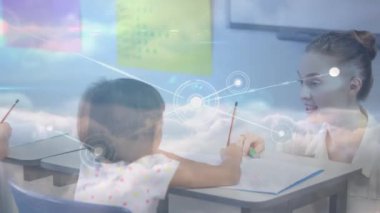 Çeşitli öğretmenler ve okul çocukları üzerindeki bağlantı ağının animasyonu. küresel eğitim, bağlantılar, veri işleme ve teknoloji konsepti dijital olarak oluşturulmuş video.